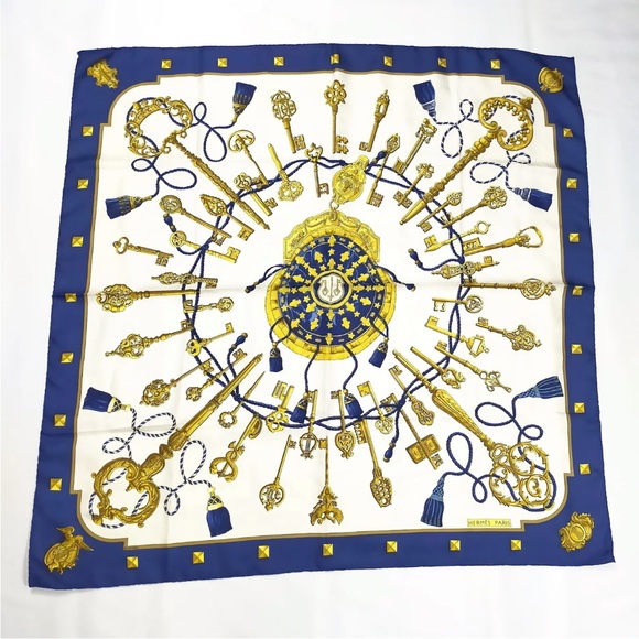 Hermes 💯 Silk Blue white and gold key scarf Large - Picture 1 of 15